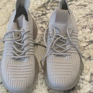 Cushionaire memory foam taupe sneakers